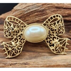 1928 Brand 3" Goldtone Filigree Bow with Large Faux Pearl Carbochon